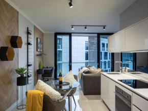 Elegant 1 bedroom apartment in Waterfall, Johannesburg